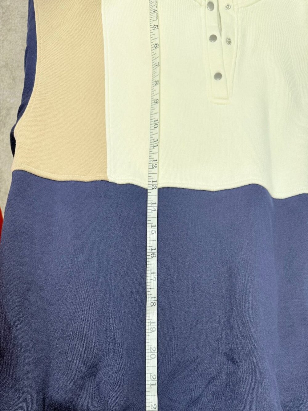AEMI+CO Colorblock Pullover - Picture 11 of 11